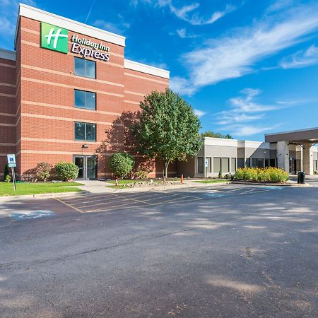 Holiday Inn Express Naperville By Ihg Bagian luar foto