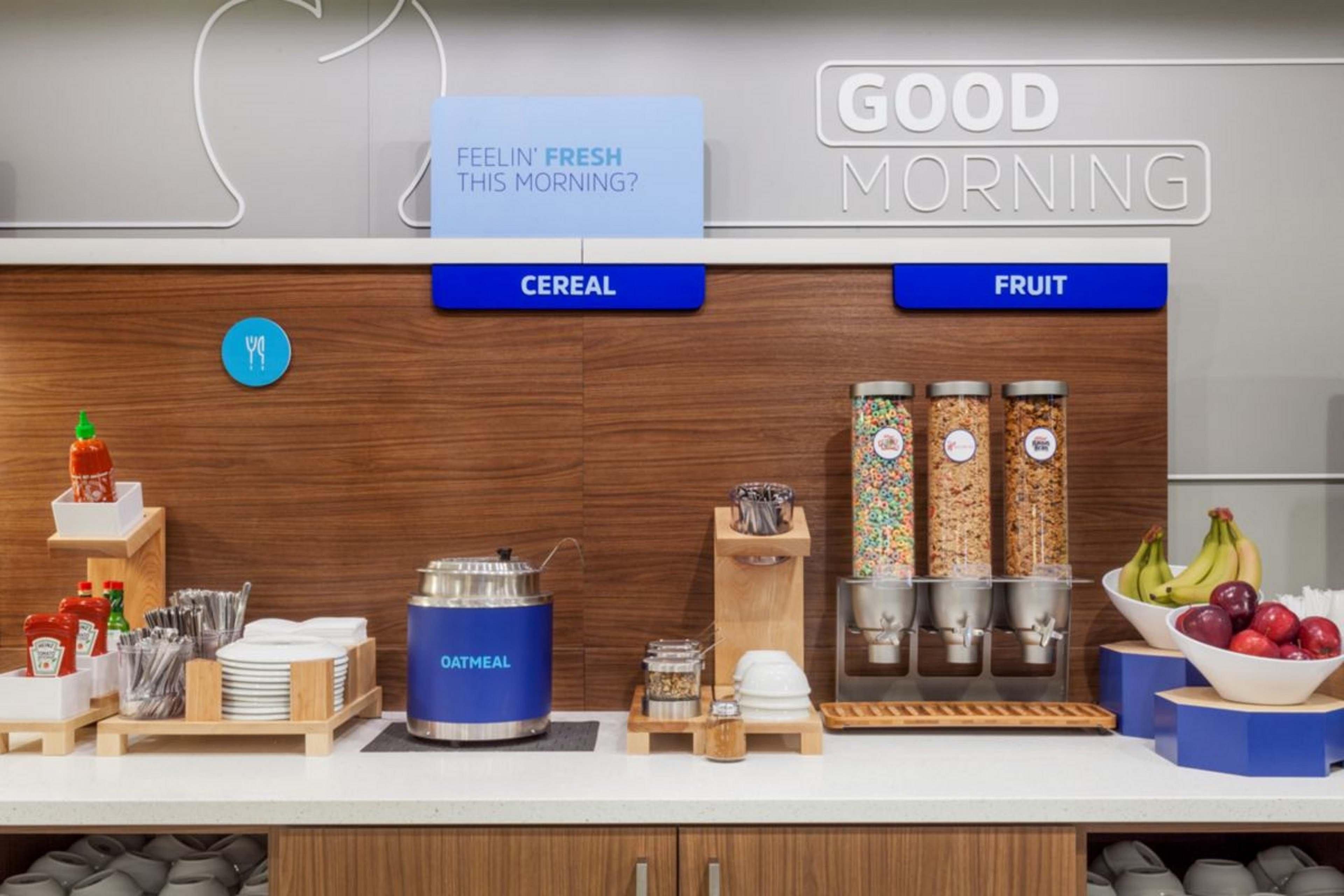 Holiday Inn Express Naperville By Ihg Bagian luar foto